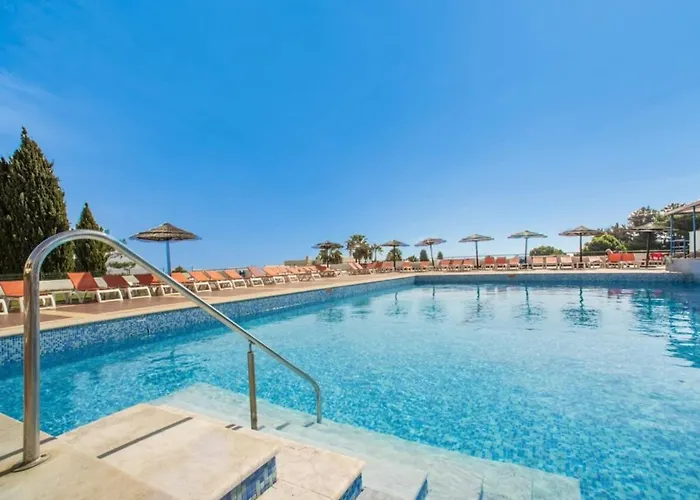 Sea View Studio, Terrace & Pools -