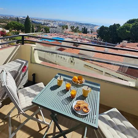 Sea View Studio, Terrace & Pools -