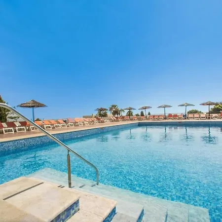 Sea View Studio, Terrace & Pools -