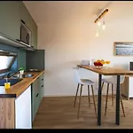 Apartamento Sea View Studio, Terrace & Pools - Albufeira