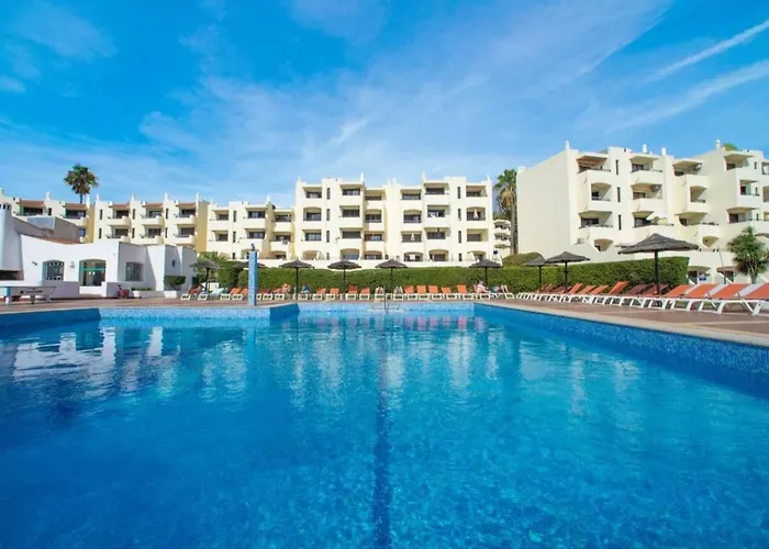 Sea View Studio, Terrace & Pools - Albufeira